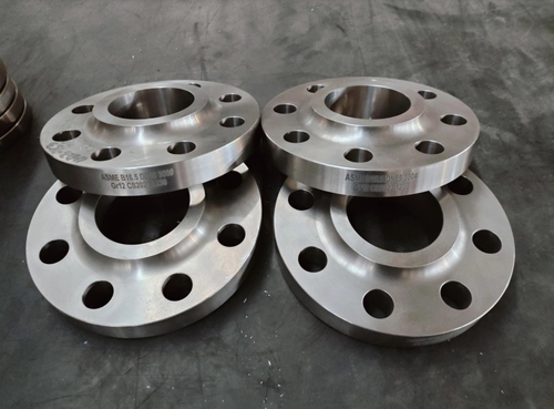 Berita perusahaan terbaru tentang 5 Januari LHTi Bagian Flange Titanium Dan Titanium Ring Pengiriman Tampilan