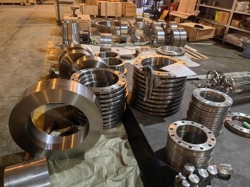 Berita perusahaan terbaru tentang Kami Pelanggan Beli Kembali LHTI Flanges