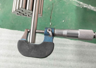 Harga yang pantas Aerospace 6al4v Titanium Bar 10mm 8mm ISO9001 Gr5 Tahan Korosi on line